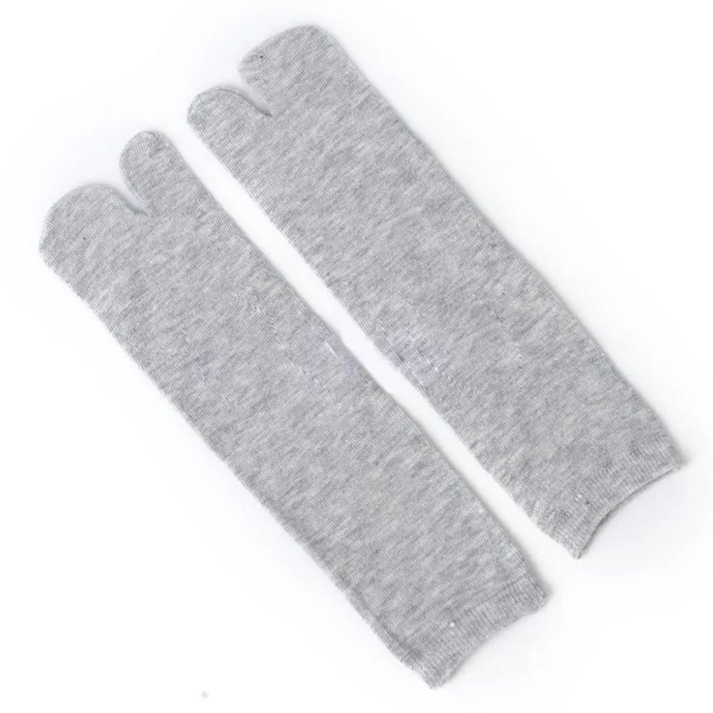 Calcetines japoneses de dedo separado grises