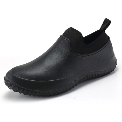 Scarpe da lavoro in cucina