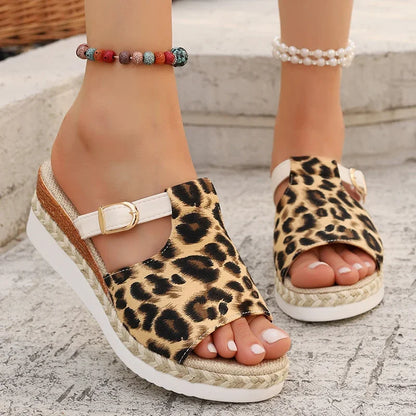 Sandalias de Cuña Leopardo para Mujer | Calzado de Verano