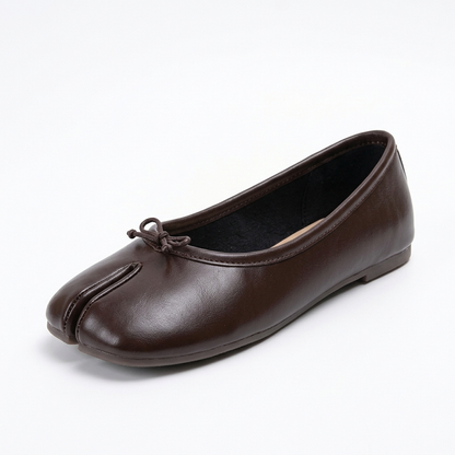 Bailarinas Pezuña marrón chocolate - vista de la puntera dividida
