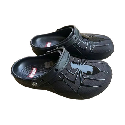 Crocs Spiderman negras con estampado de araña