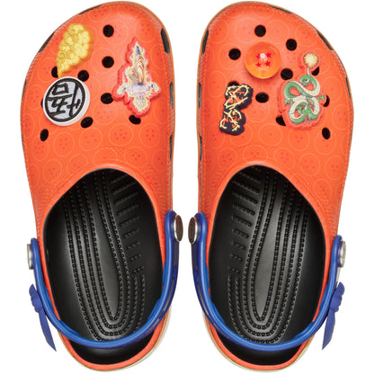 Crocs de Goku vistas desde arriba