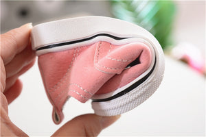 zapato de vestir Vans para bebe de color rosa muy flexible