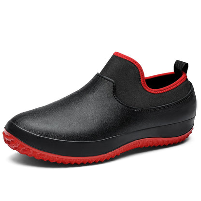 zapatos de trabajo en cocina