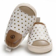 Cargar imagen en el visor de la galería, Zapatos Bebe Inglesitos
