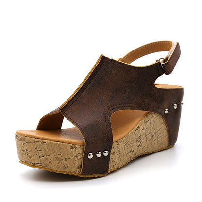 Sandalias marrones con tacón